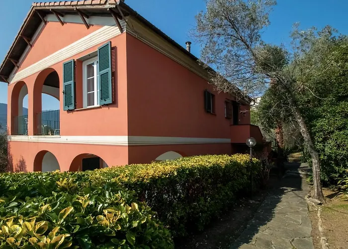 Olga Sea View Apartman *