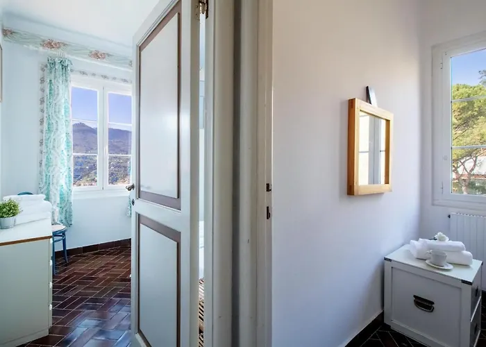 Olga Sea View Apartman