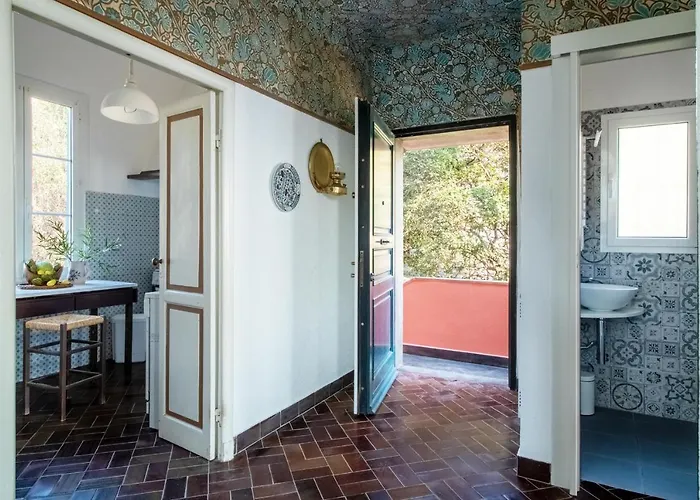 Olga Sea View Apartman *